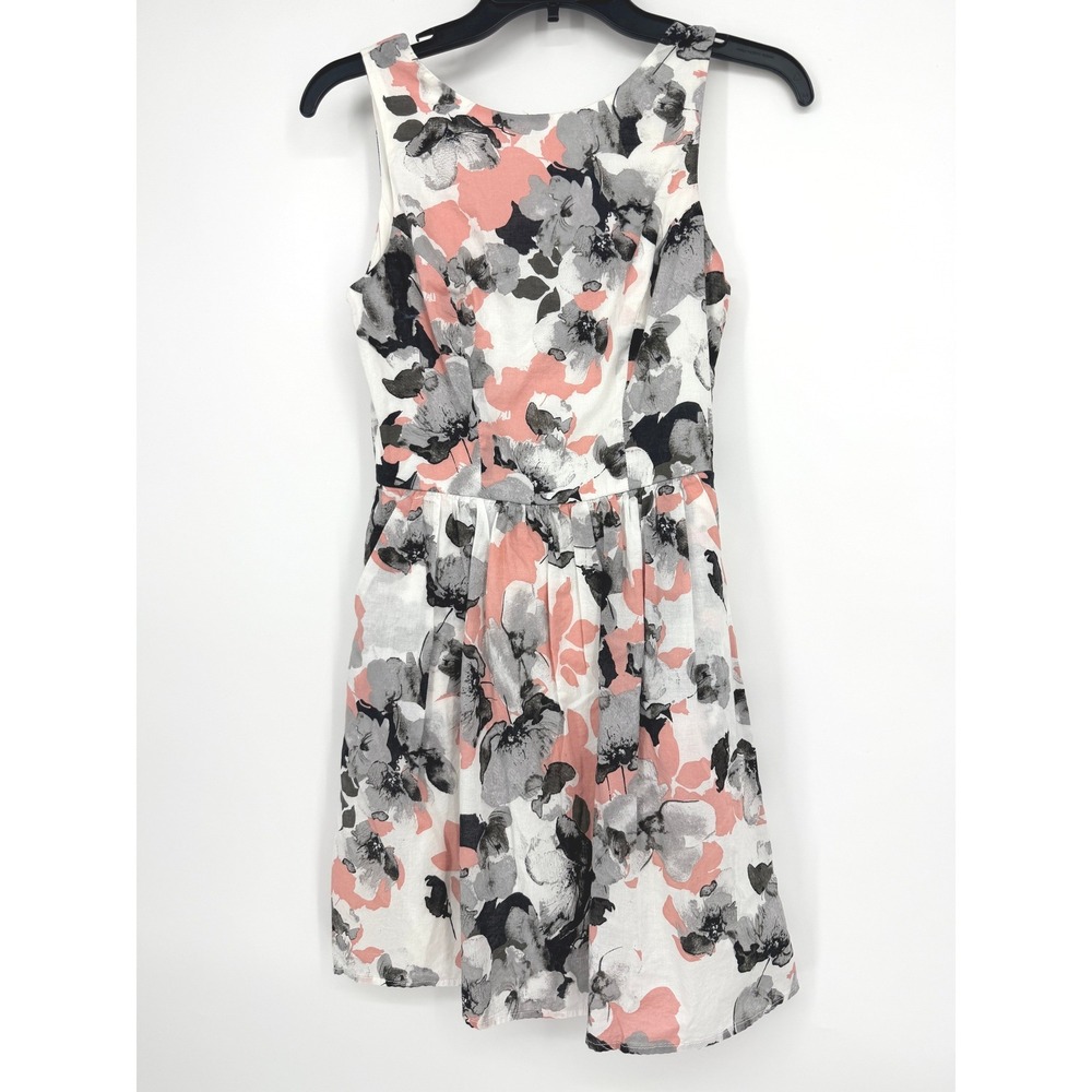 Speechless Floral Fit‎ and Flare Dress Pink Grey White V-Neck Juniors Size 5